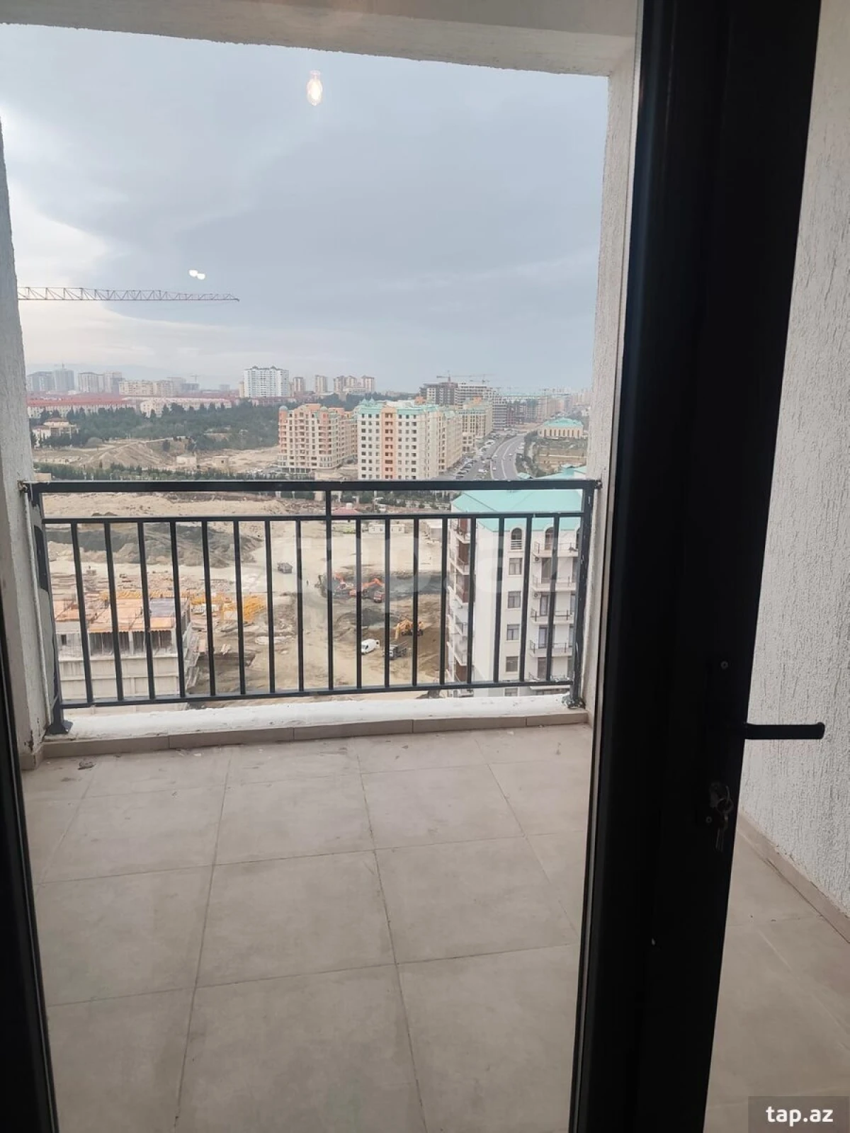 Kirayə verilir 2 otaqlı yeni tikili 68 m²