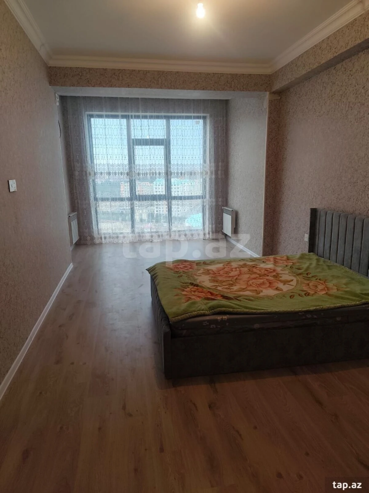 Kirayə verilir 2 otaqlı yeni tikili 68 m²