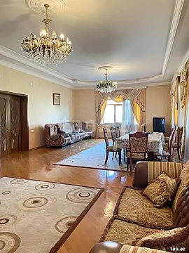 Kirayə verilir 9 otaqlı həyət evi