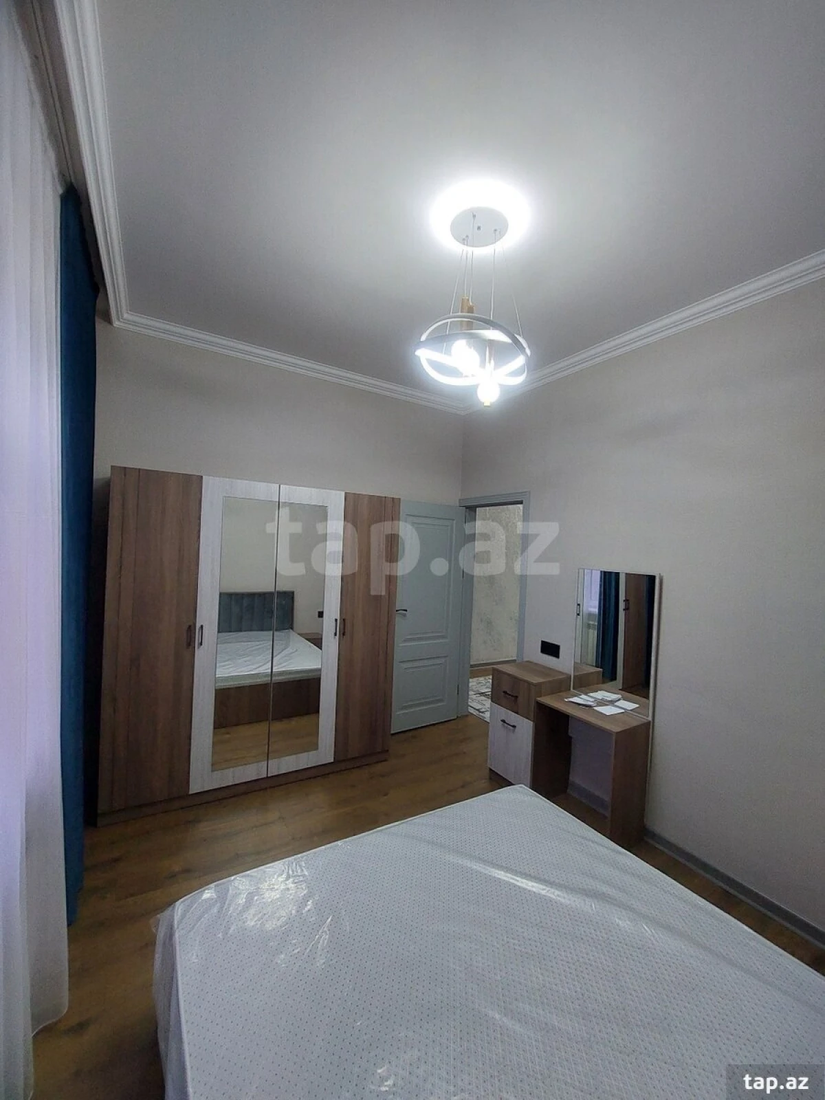 Satılır 4 otaqlı həyət evi