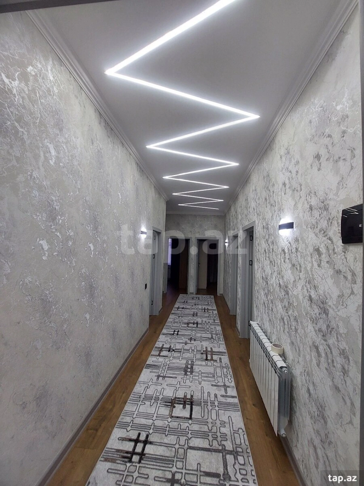 Satılır 4 otaqlı həyət evi