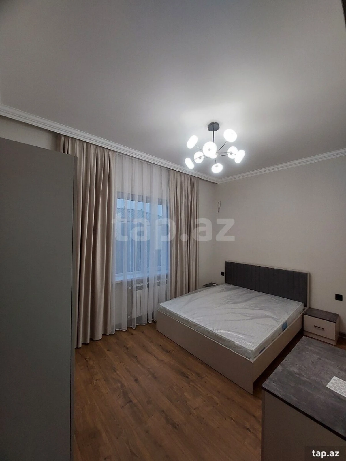 Satılır 4 otaqlı həyət evi