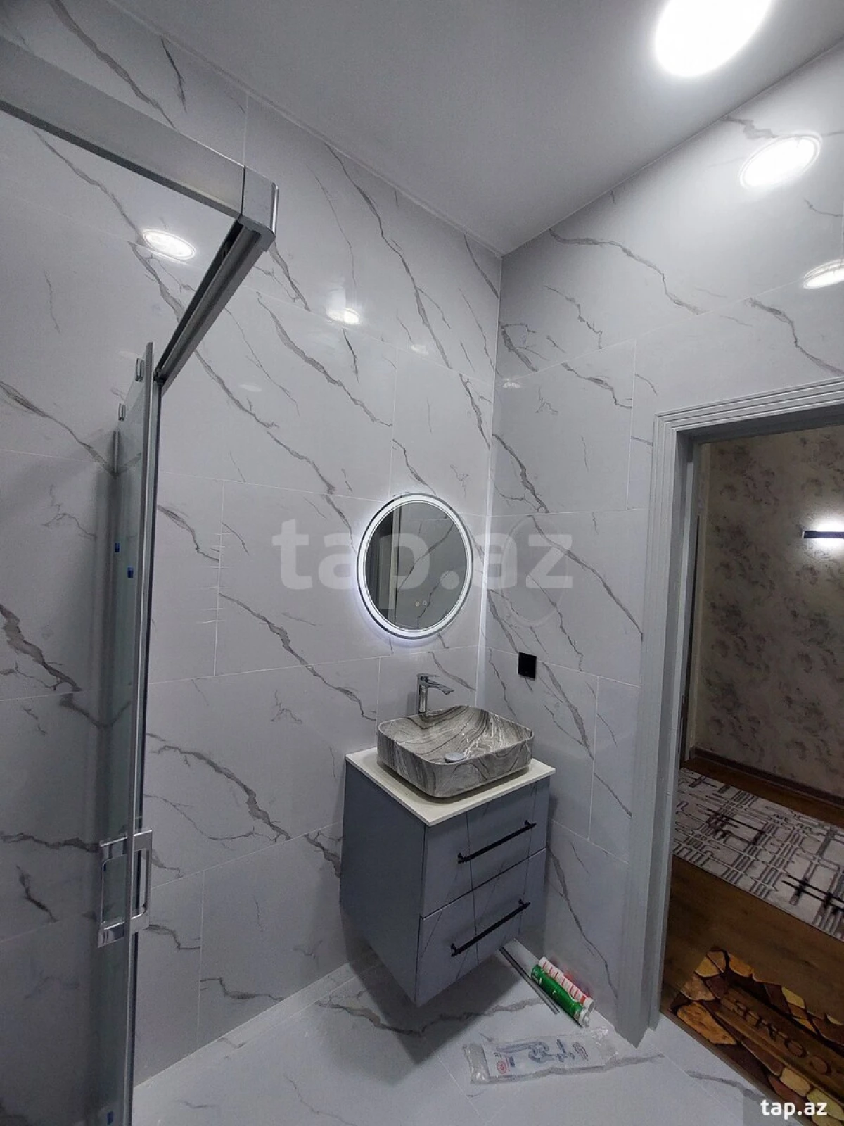 Satılır 4 otaqlı həyət evi