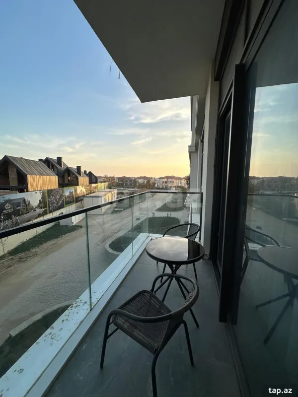 Kirayə verilir 2 otaqlı yeni tikili 77 m²