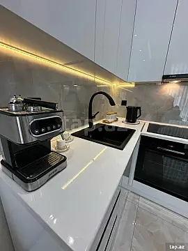 Kirayə verilir 2 otaqlı yeni tikili 77 m²