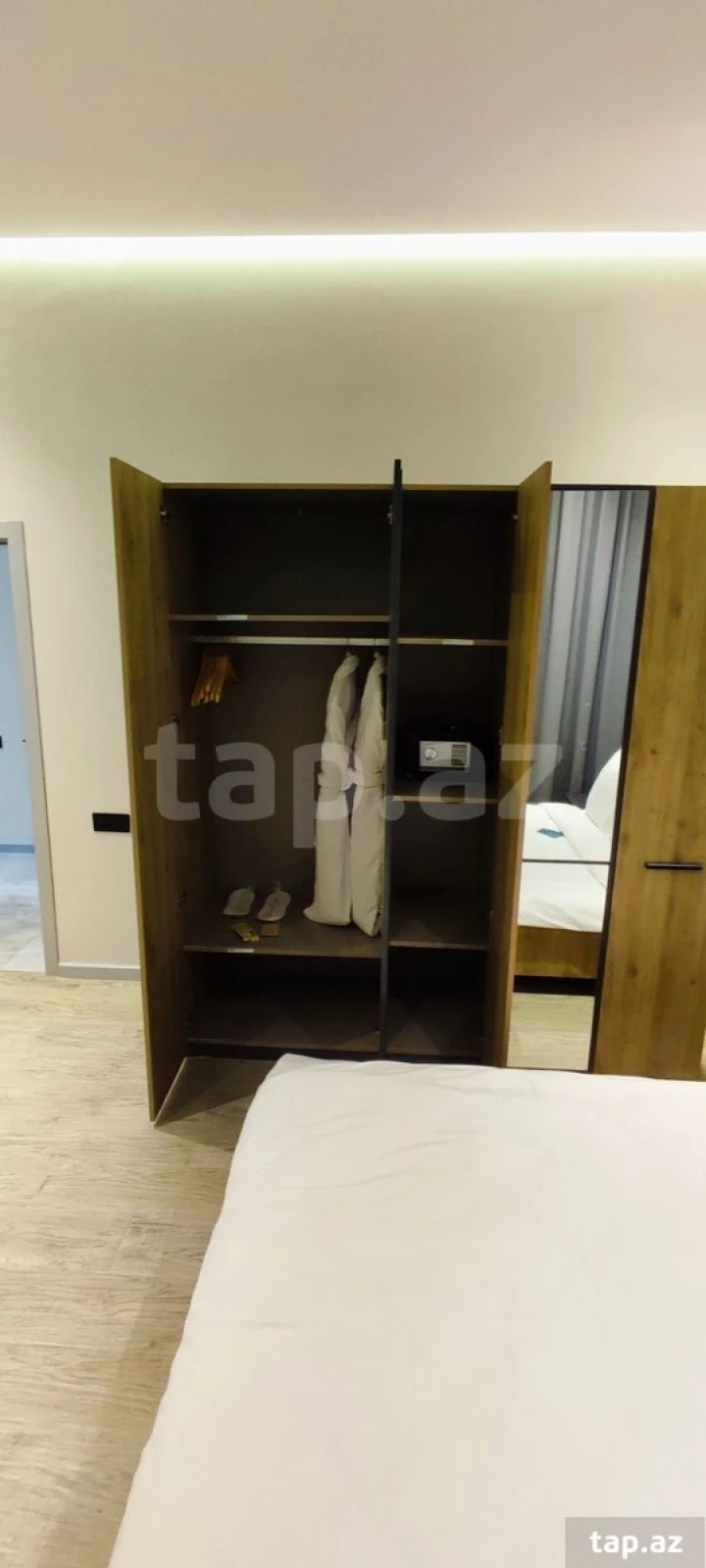 Kirayə verilir 2 otaqlı yeni tikili 77 m²
