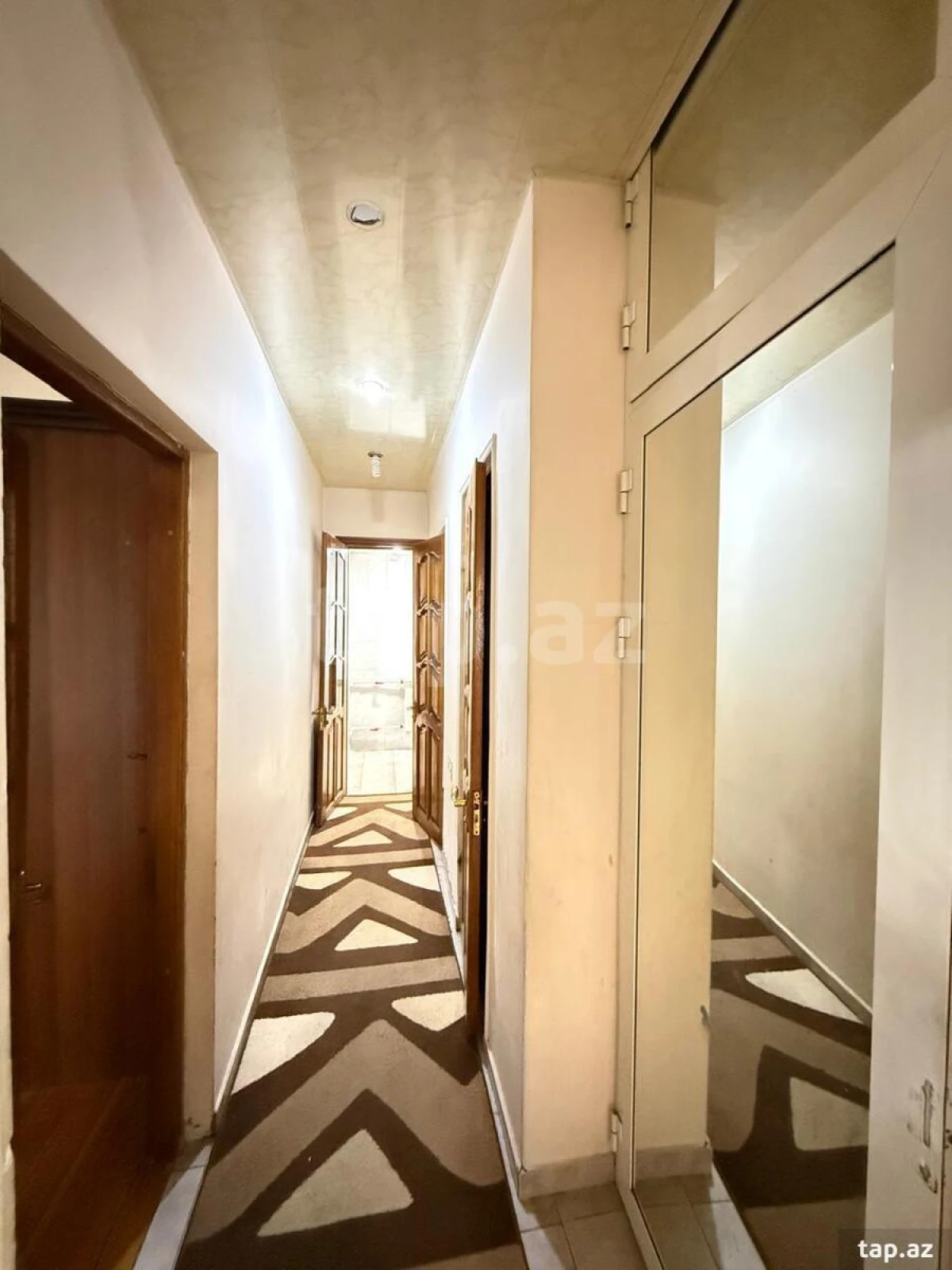 Satılır 3 otaqlı mənzil 55 m²