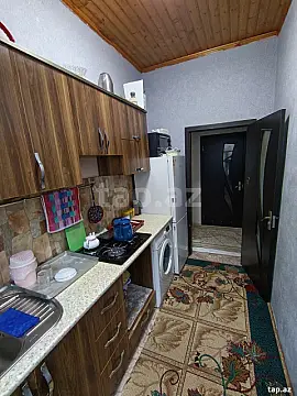 Satılır 4 otaqlı həyət evi