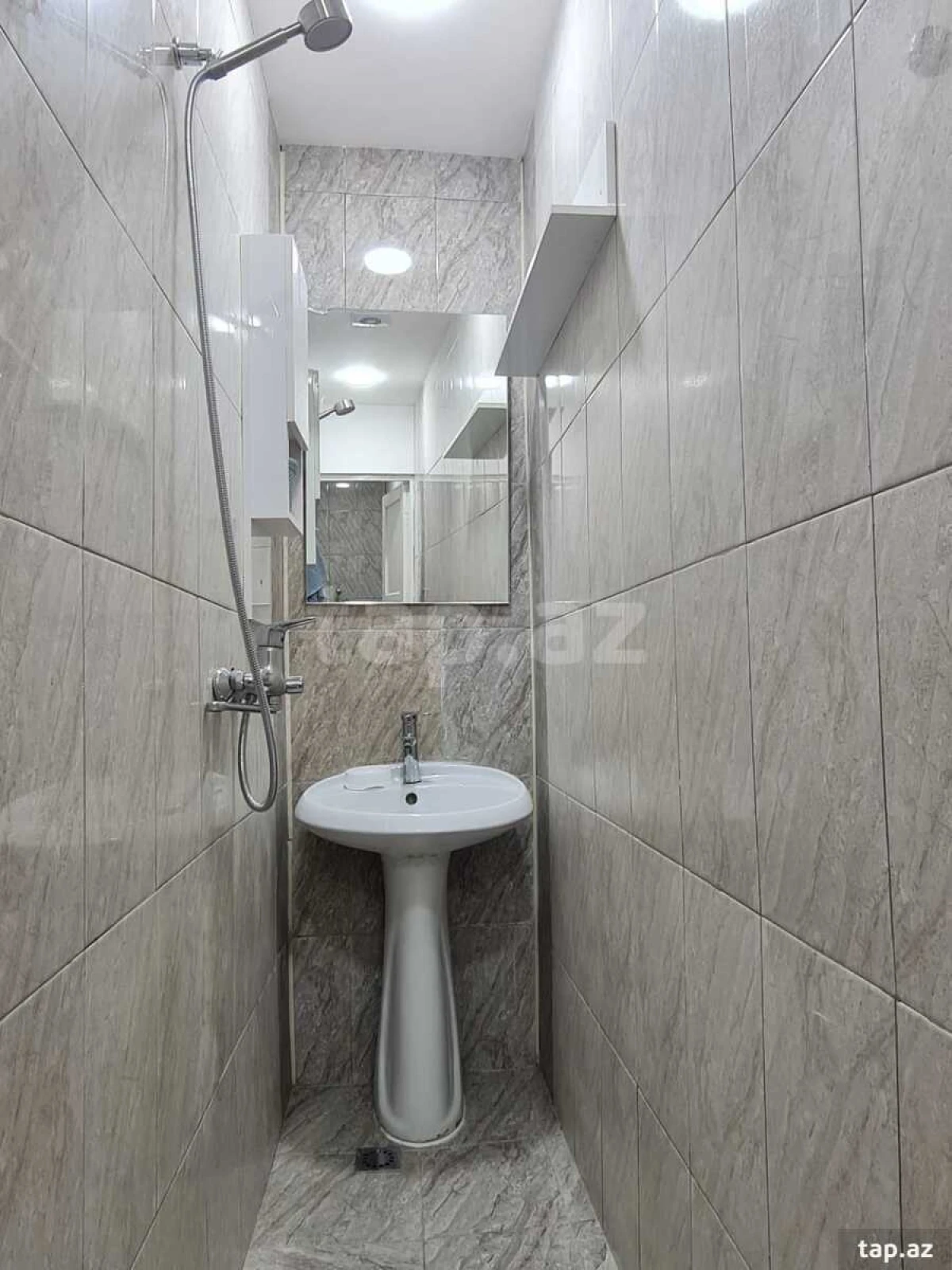 Kirayə verilir 1 otaqlı mənzil 45 m²