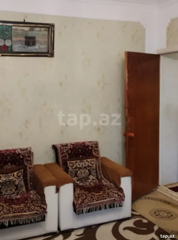 Satılır 4 otaqlı mənzil 90 m²