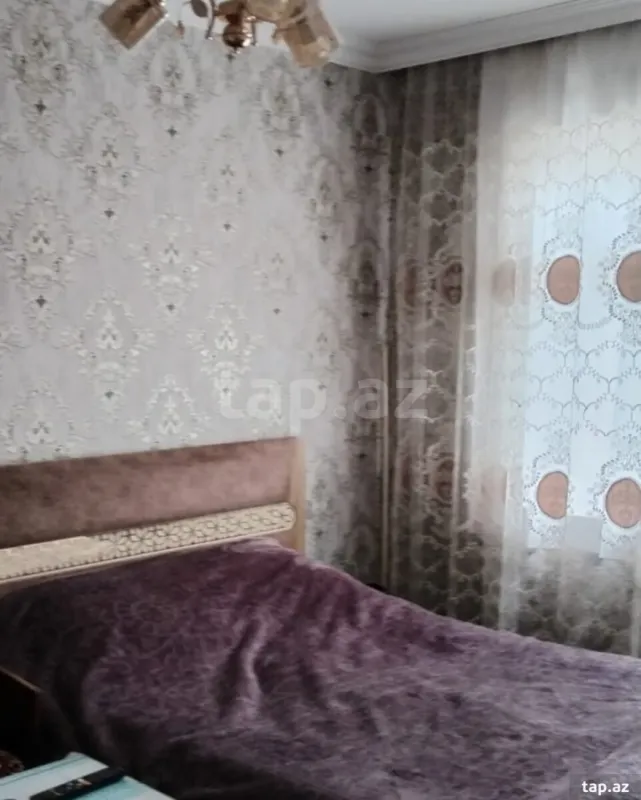 Satılır 4 otaqlı mənzil 90 m²