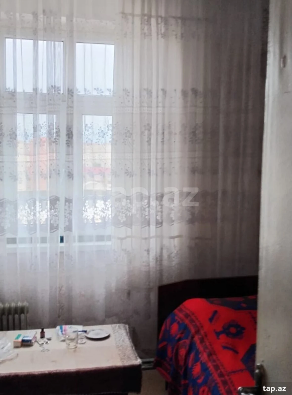 Satılır 4 otaqlı mənzil 90 m²