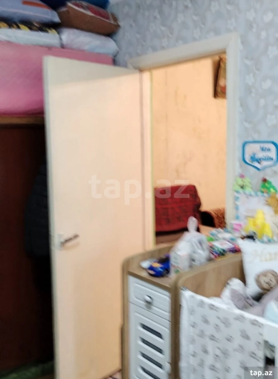 Satılır 4 otaqlı mənzil 90 m²
