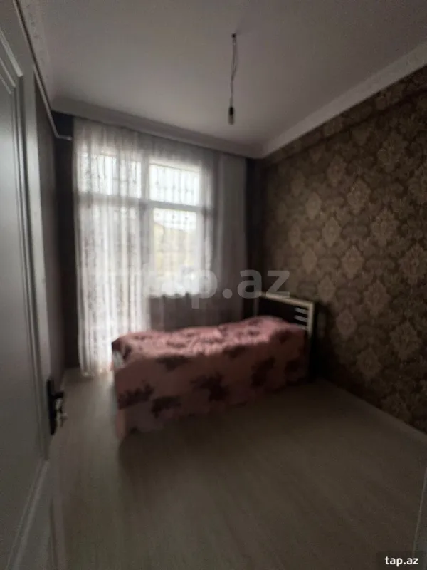 Kirayə verilir 3 otaqlı yeni tikili 65 m²