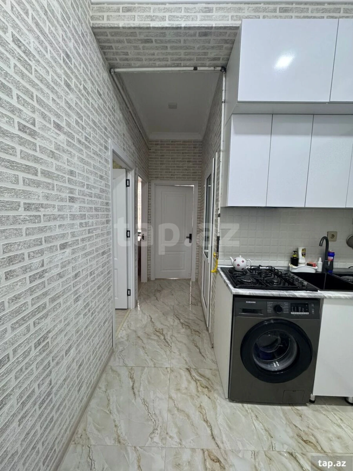 Kirayə verilir 3 otaqlı yeni tikili 65 m²