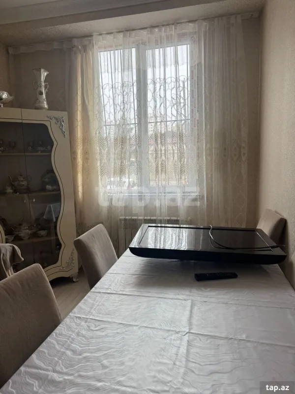 Kirayə verilir 3 otaqlı yeni tikili 65 m²