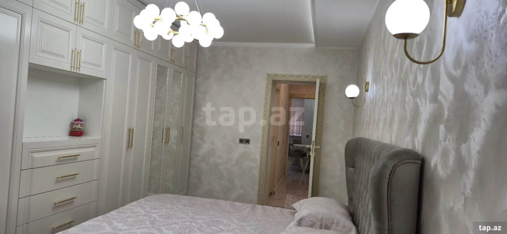 Satılır 3 otaqlı mənzil 72.3 m²