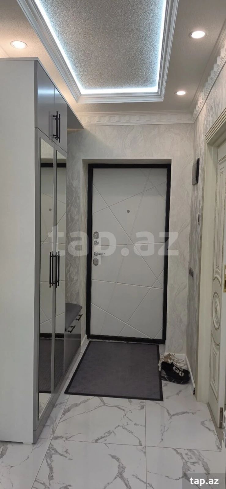 Satılır 3 otaqlı mənzil 72.3 m²