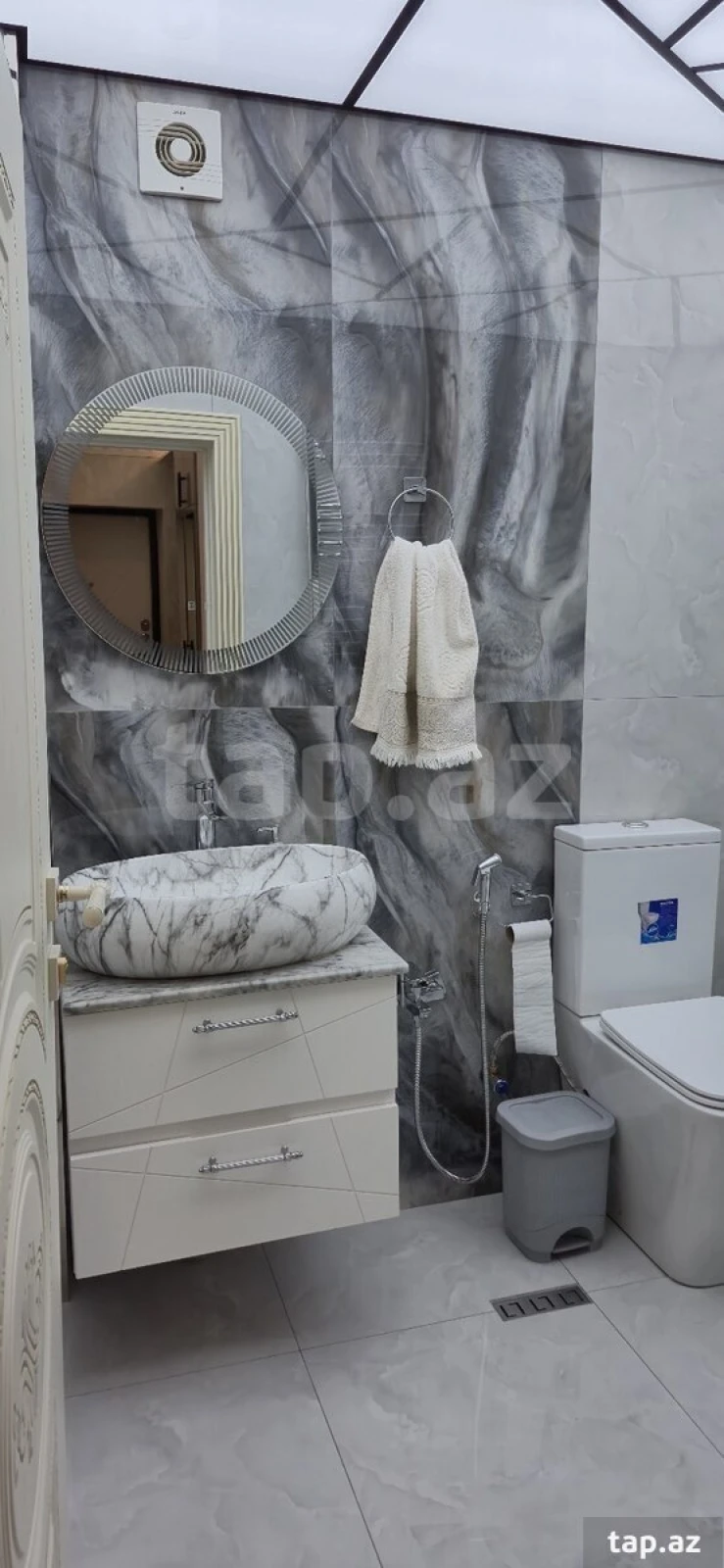 Satılır 3 otaqlı mənzil 72.3 m²