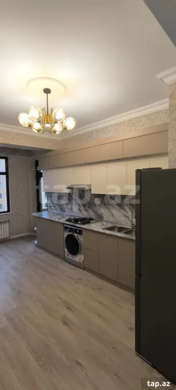 Kirayə verilir 3 otaqlı yeni tikili 93.2 m²