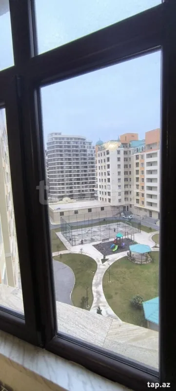 Kirayə verilir 3 otaqlı yeni tikili 93.2 m²