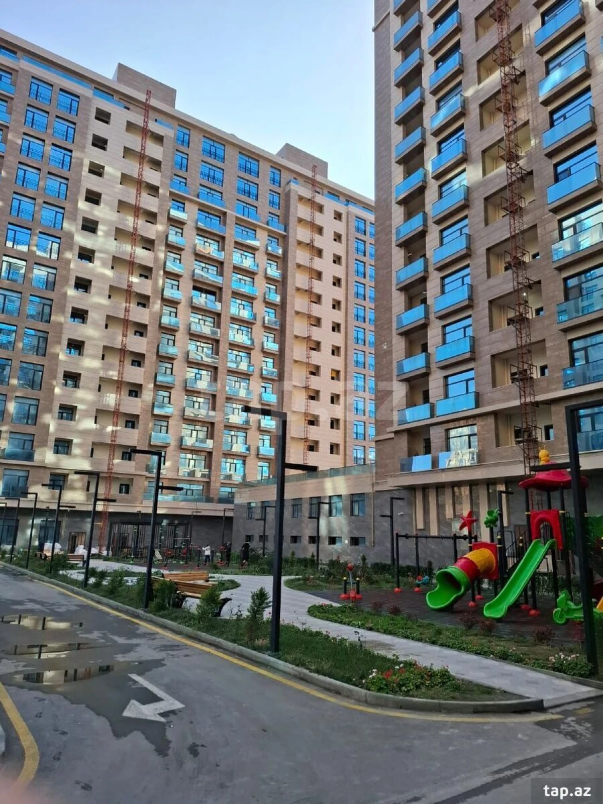 Satılır 3 otaqlı yeni tikili 118 m²