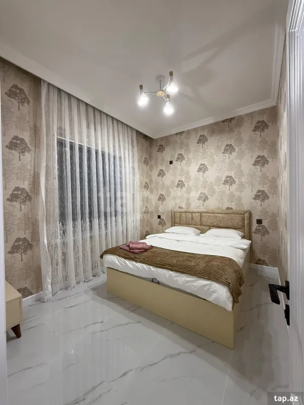 Kirayə verilir 4 otaqlı həyət evi