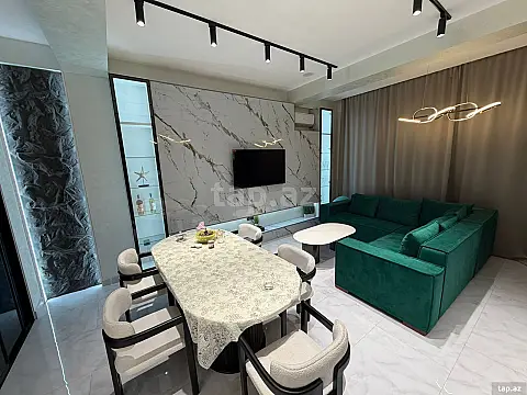 Kirayə verilir 3 otaqlı yeni tikili 90 m²