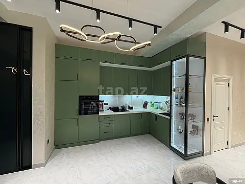 Kirayə verilir 3 otaqlı yeni tikili 90 m²