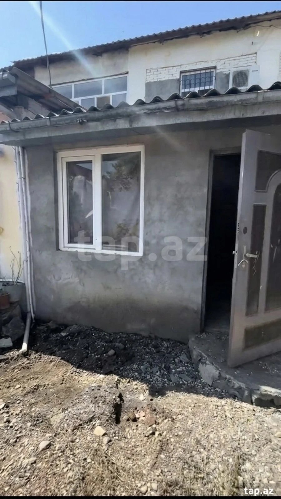 Satılır 2 otaqlı həyət evi