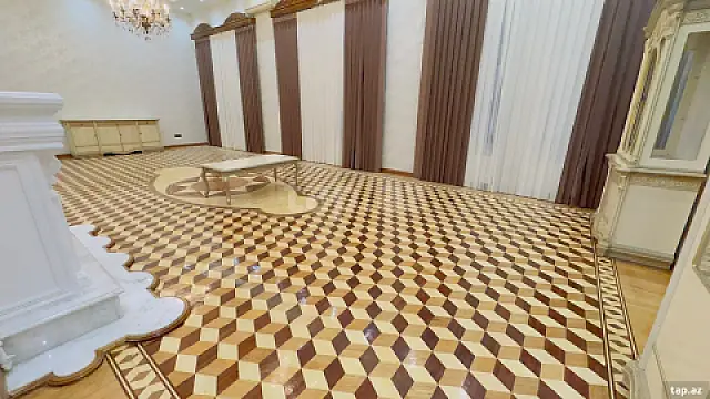 Satılır 5 otaqlı mənzil 220 m²