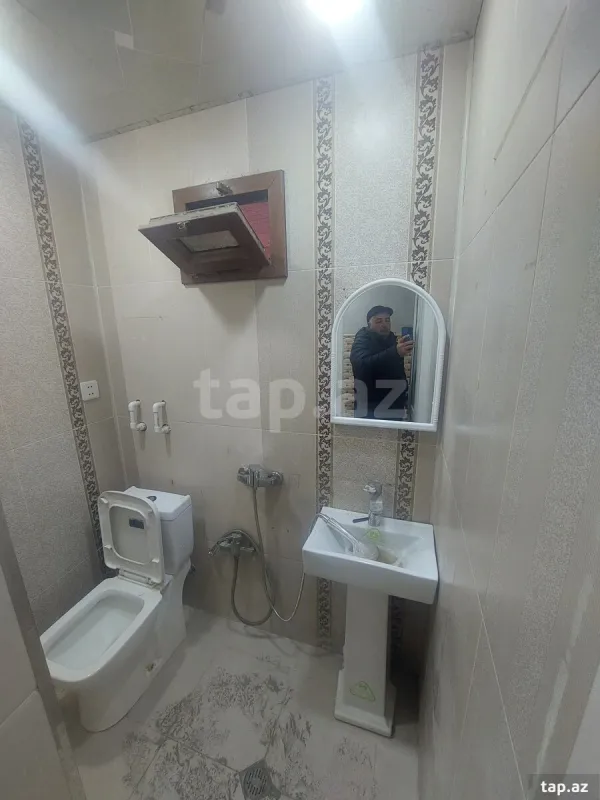 Kirayə verilir 2 otaqlı mənzil 65 m²