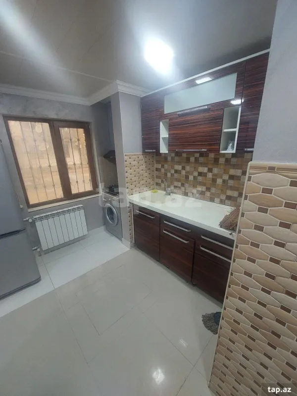 Kirayə verilir 2 otaqlı mənzil 65 m²
