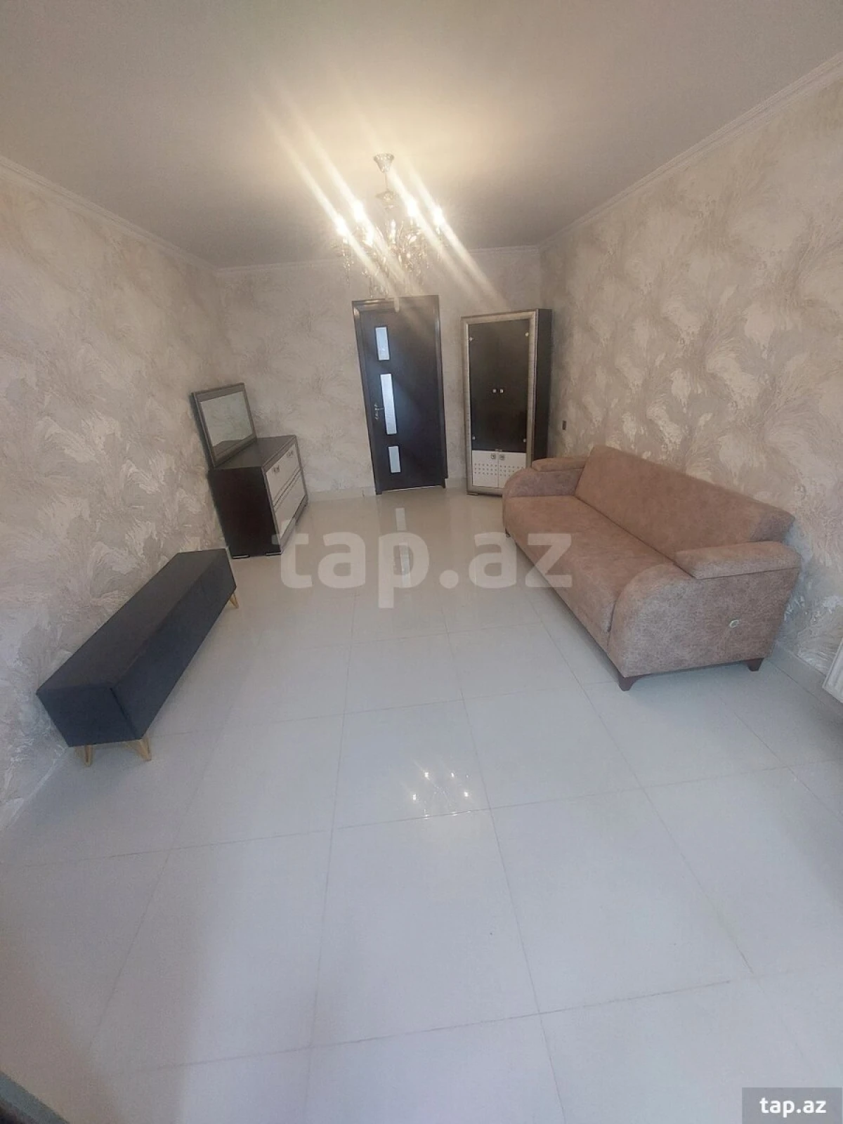Kirayə verilir 2 otaqlı mənzil 65 m²