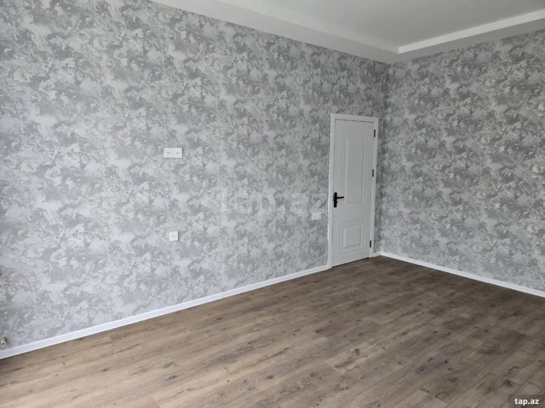 Satılır 5 otaqlı həyət evi