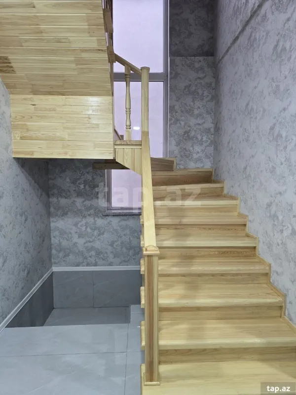 Satılır 5 otaqlı həyət evi