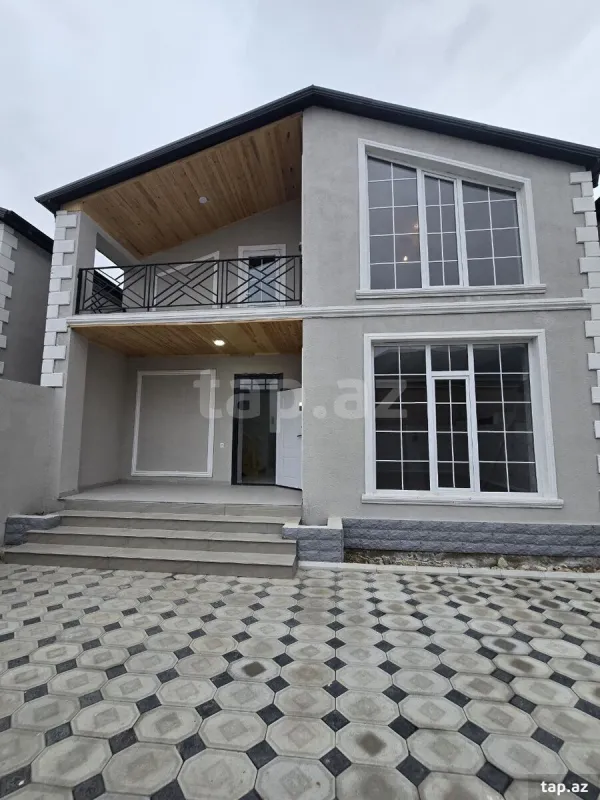 Satılır 5 otaqlı həyət evi