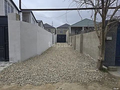Satılır 5 otaqlı həyət evi