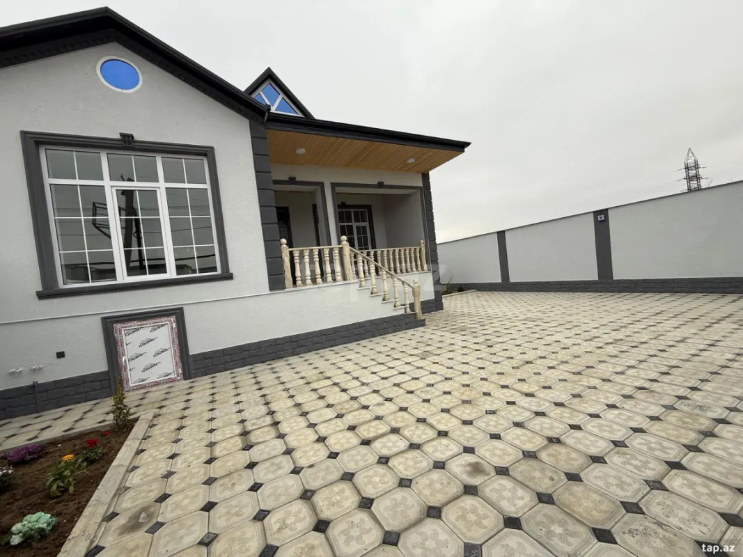 Satılır 3 otaqlı həyət evi