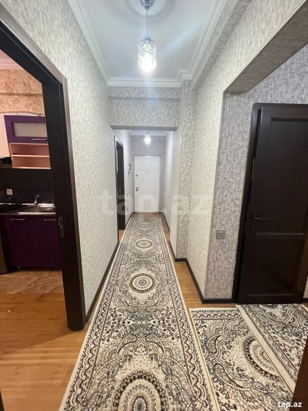 Kirayə verilir 3 otaqlı yeni tikili 85 m²