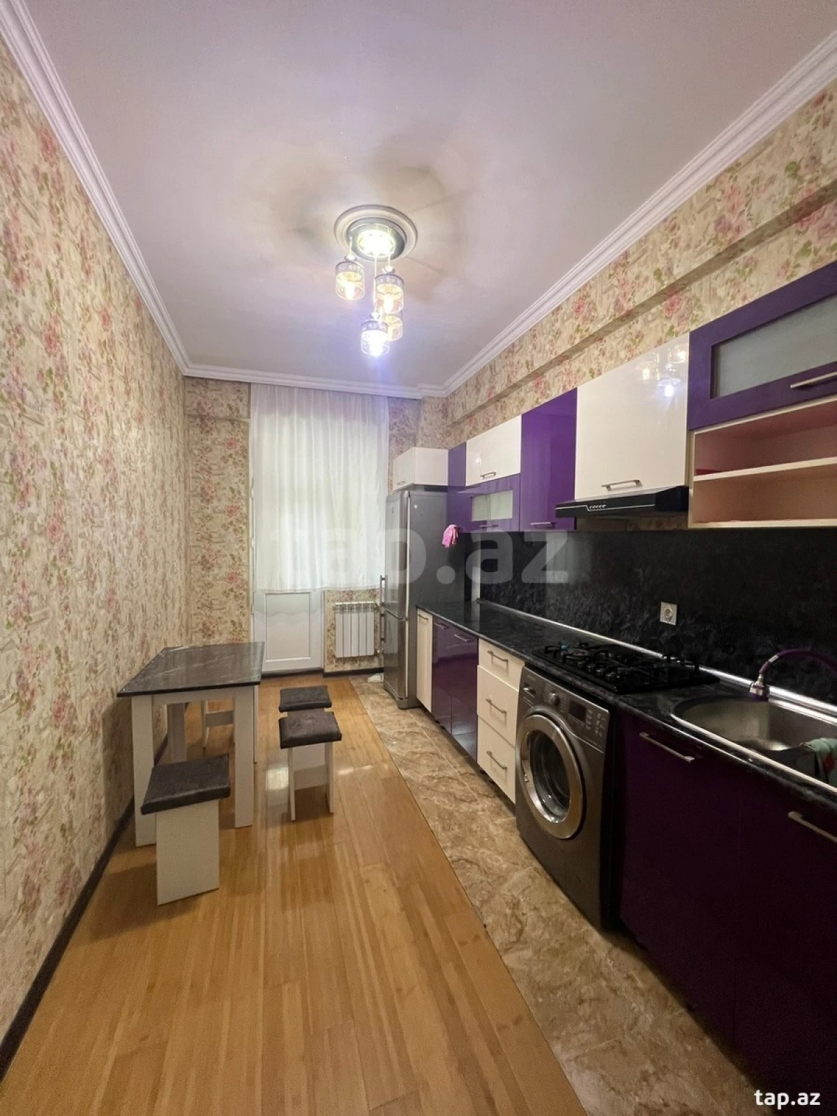 Kirayə verilir 3 otaqlı yeni tikili 85 m²