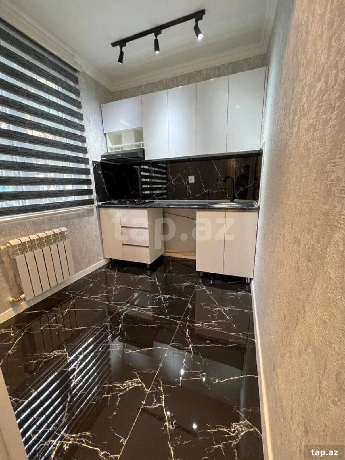 Satılır 3 otaqlı mənzil 75 m²