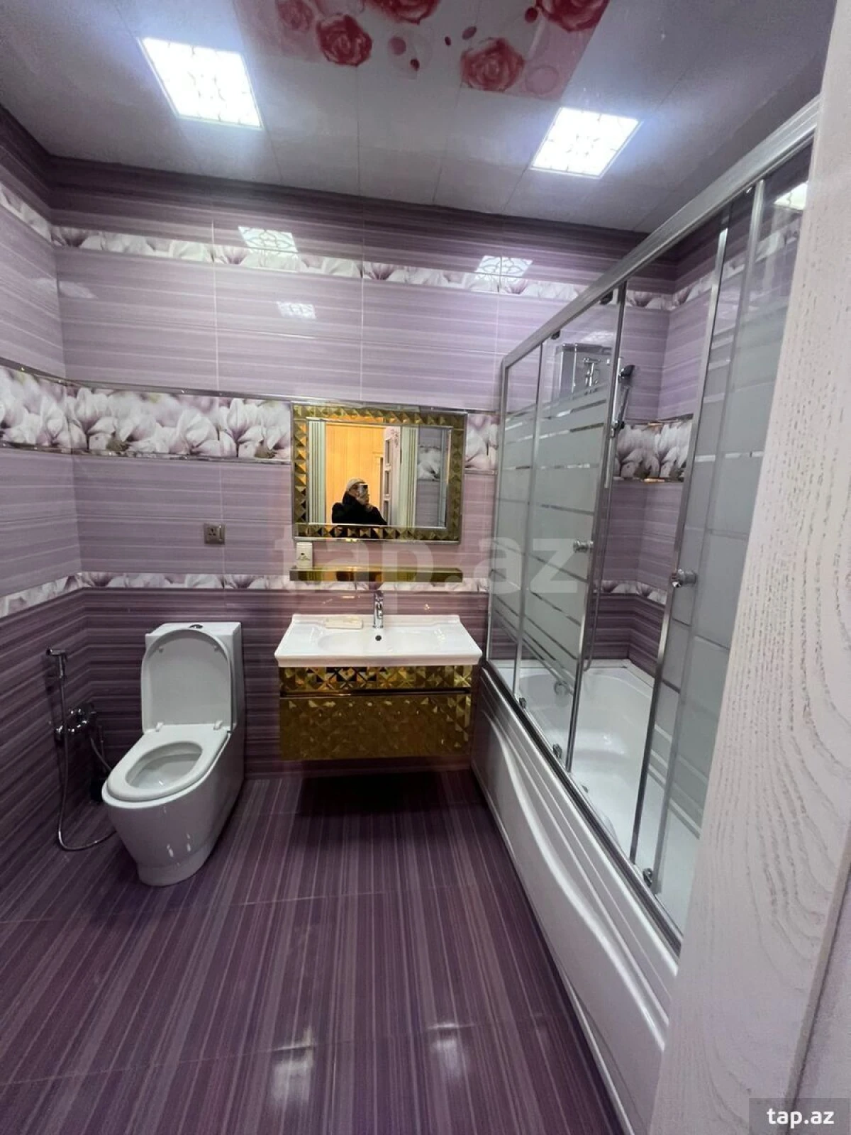 Kirayə verilir 2 otaqlı yeni tikili 86 m²