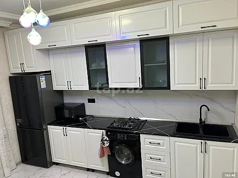 Kirayə verilir 4 otaqlı həyət evi