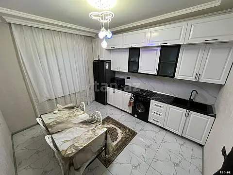 Kirayə verilir 4 otaqlı həyət evi