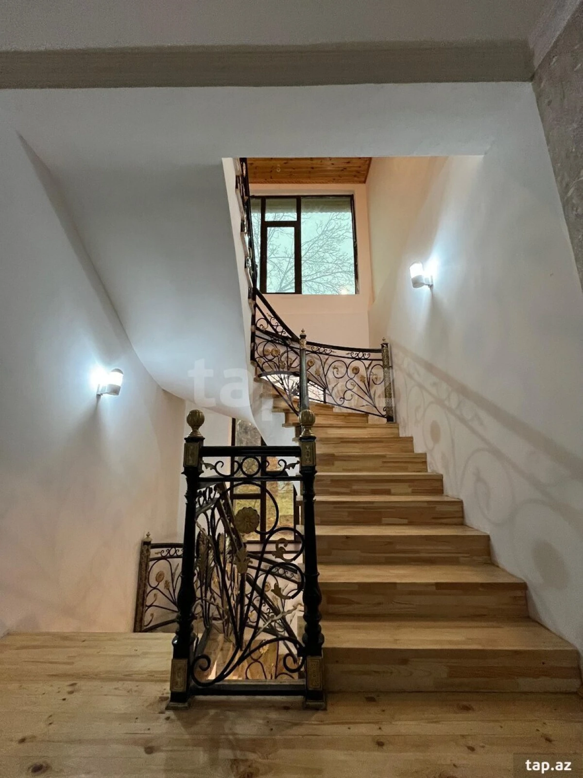 Kirayə verilir 4 otaqlı həyət evi