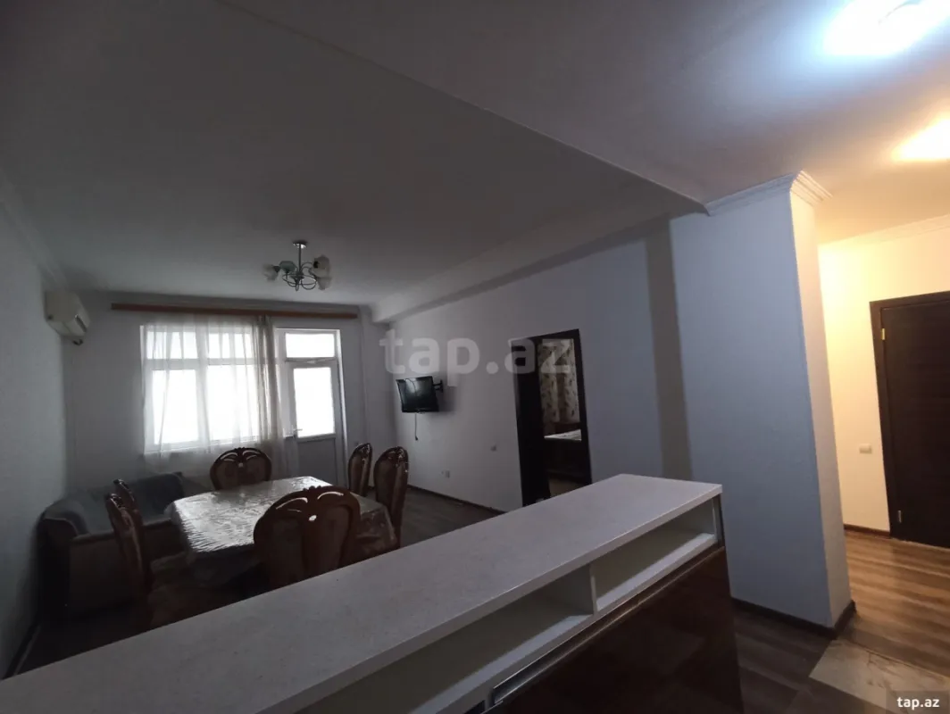 Kirayə verilir 2 otaqlı yeni tikili 60 m²