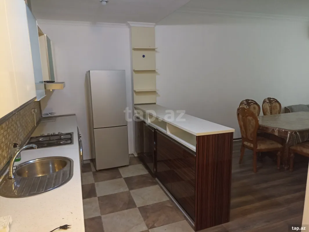 Kirayə verilir 2 otaqlı yeni tikili 60 m²