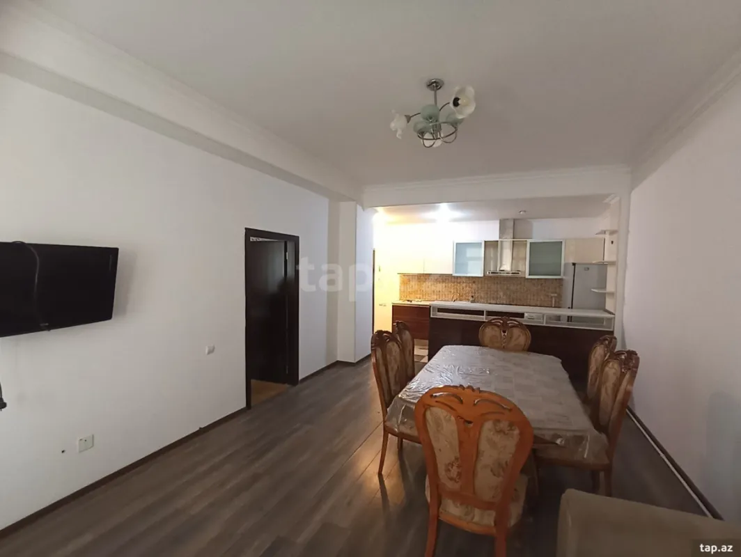 Kirayə verilir 2 otaqlı yeni tikili 60 m²