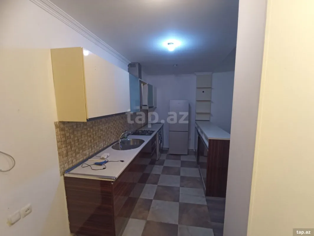 Kirayə verilir 2 otaqlı yeni tikili 60 m²